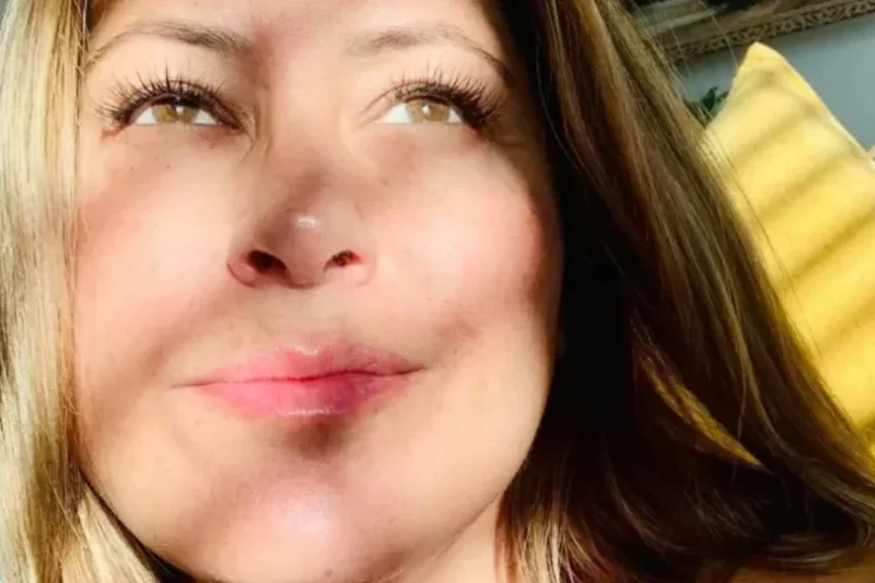 Quem era a veterana da TV americana assassinada pelo próprio filho