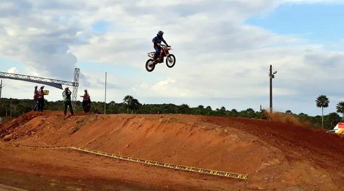 MOTOCROSS